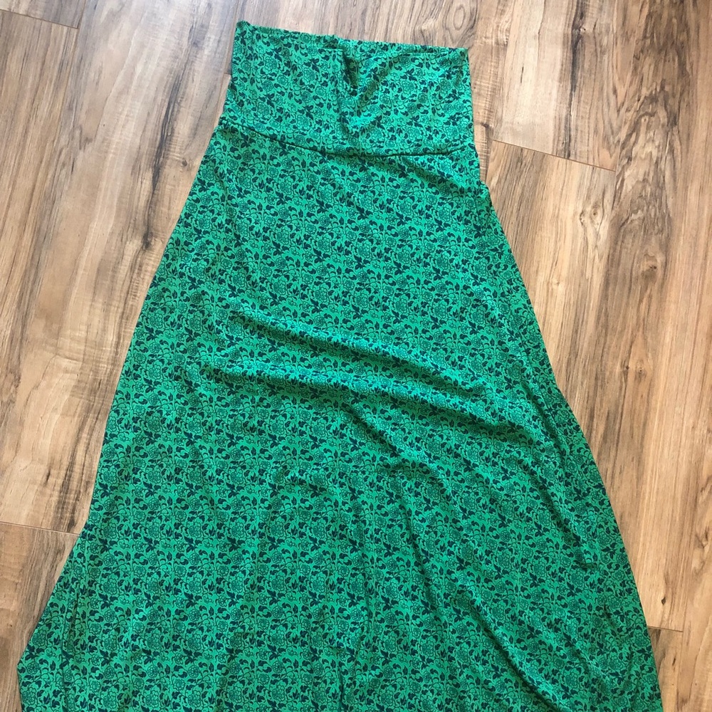 NWOT LuLaRoe Maxi Skirt- Small Green floral